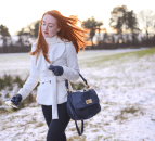 How to Look Glamorous Even in Cold Weather