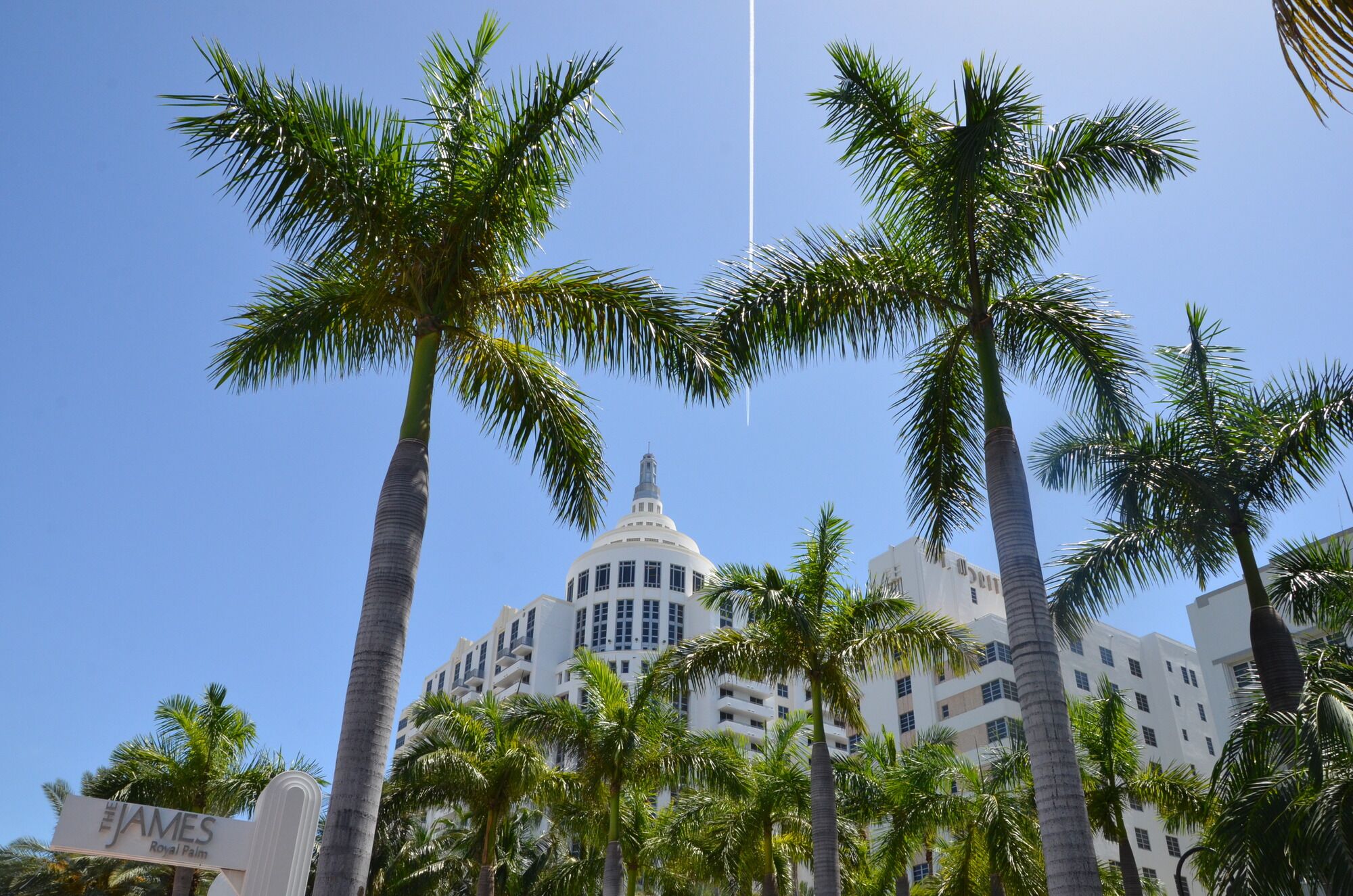 art deco architecture in downtown Miami Beach