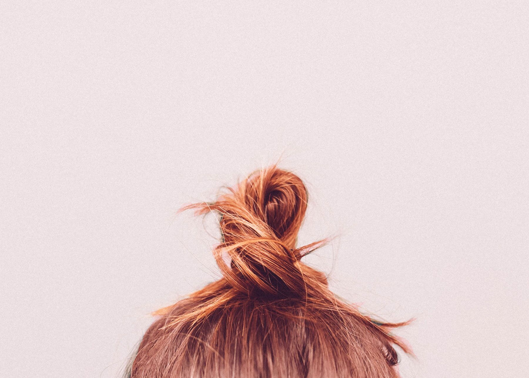 How to Tame Flyaway Hair With Argan Oil