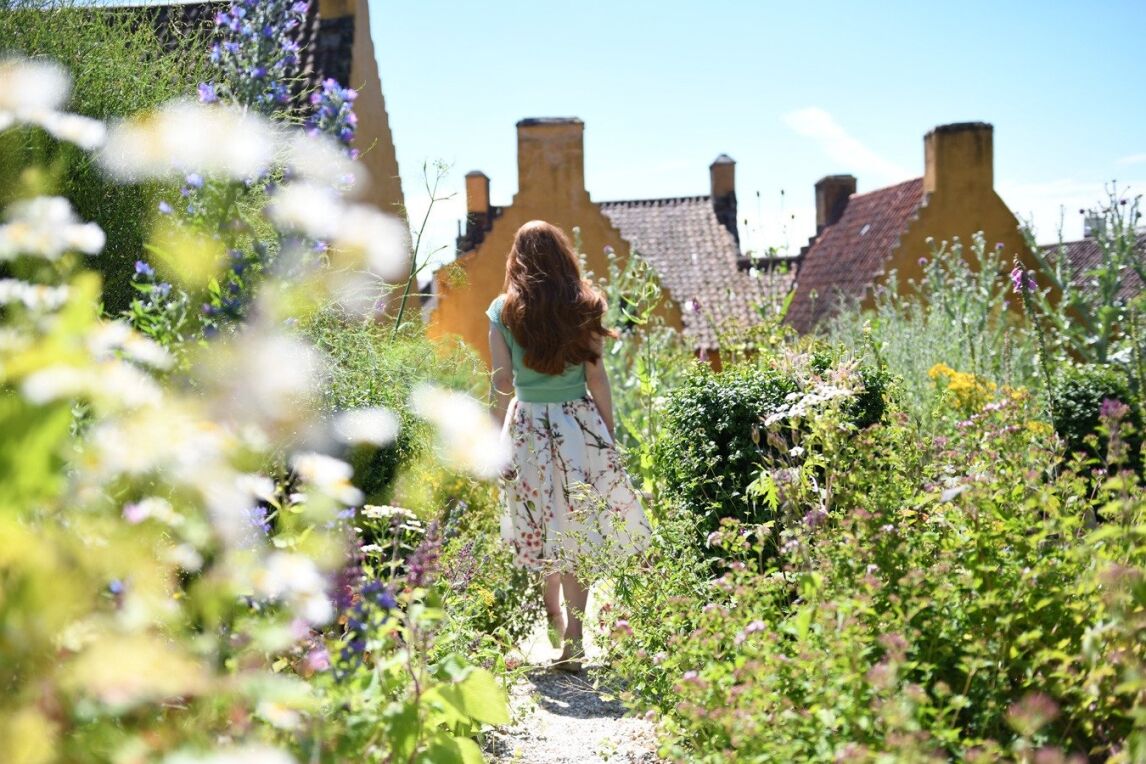 In the herb garden at Castle Leoch