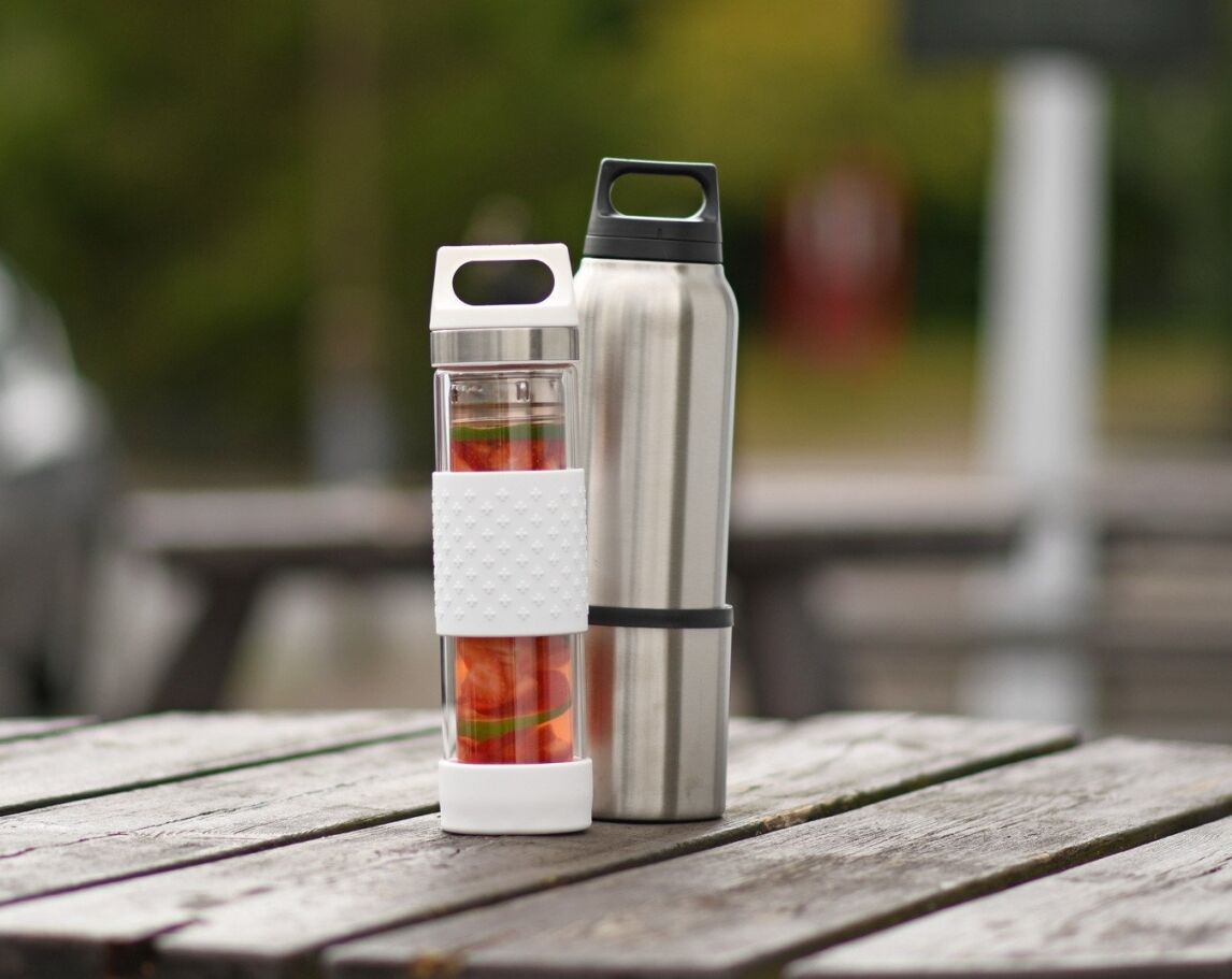 https://sigg.com/sigg-hot-cold-glass-wmb-white-bottle