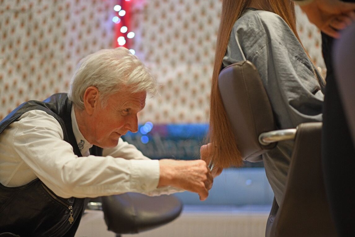 Scottish hair stylist Taylor Ferguson at work