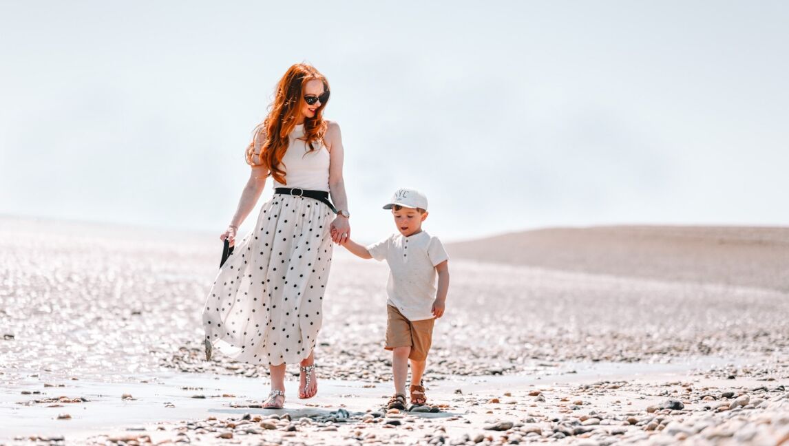 Dungeness Beach, Kent, and The Pilot Restuarant