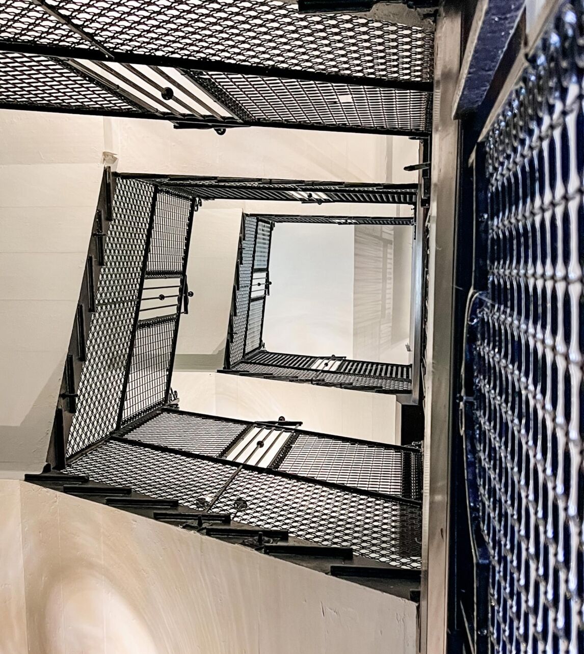 the staircase at Parliament House Hotel, Edinburgh