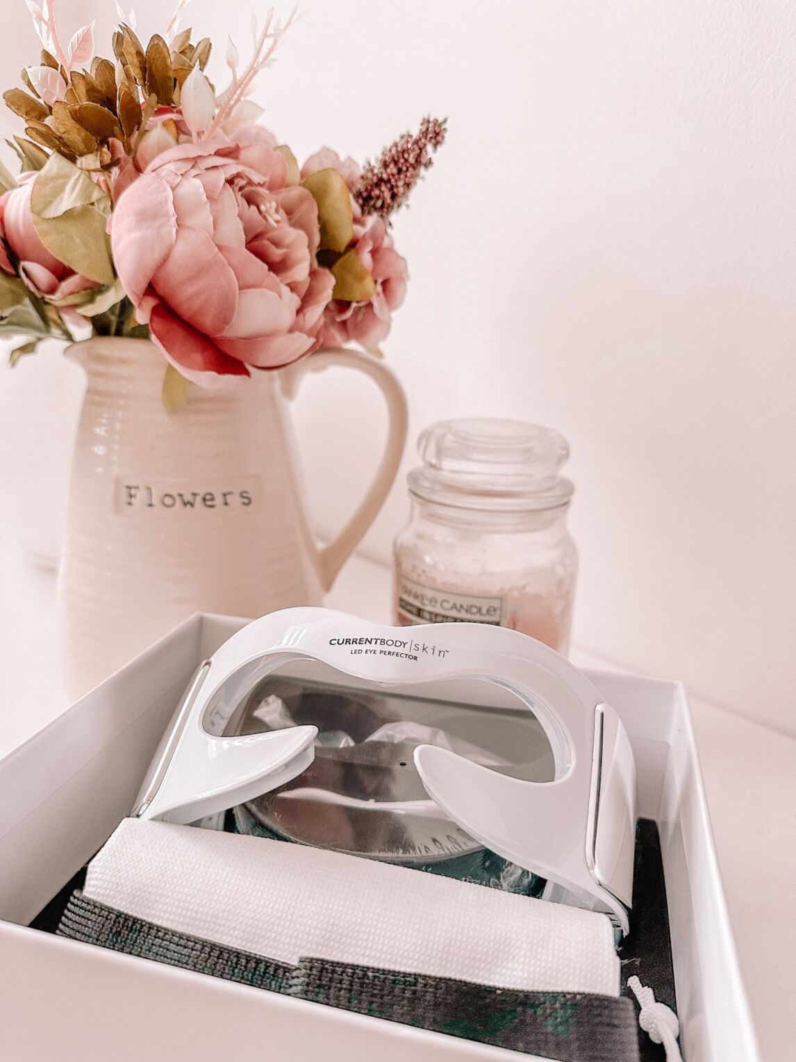 CurrentBody LED Eye Perfector