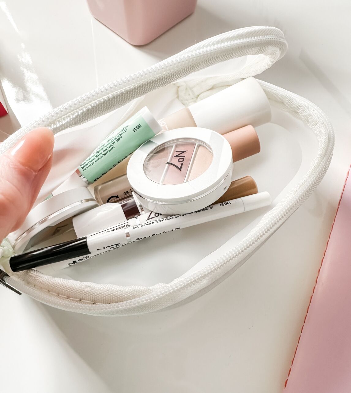 Weekend glow makeup look