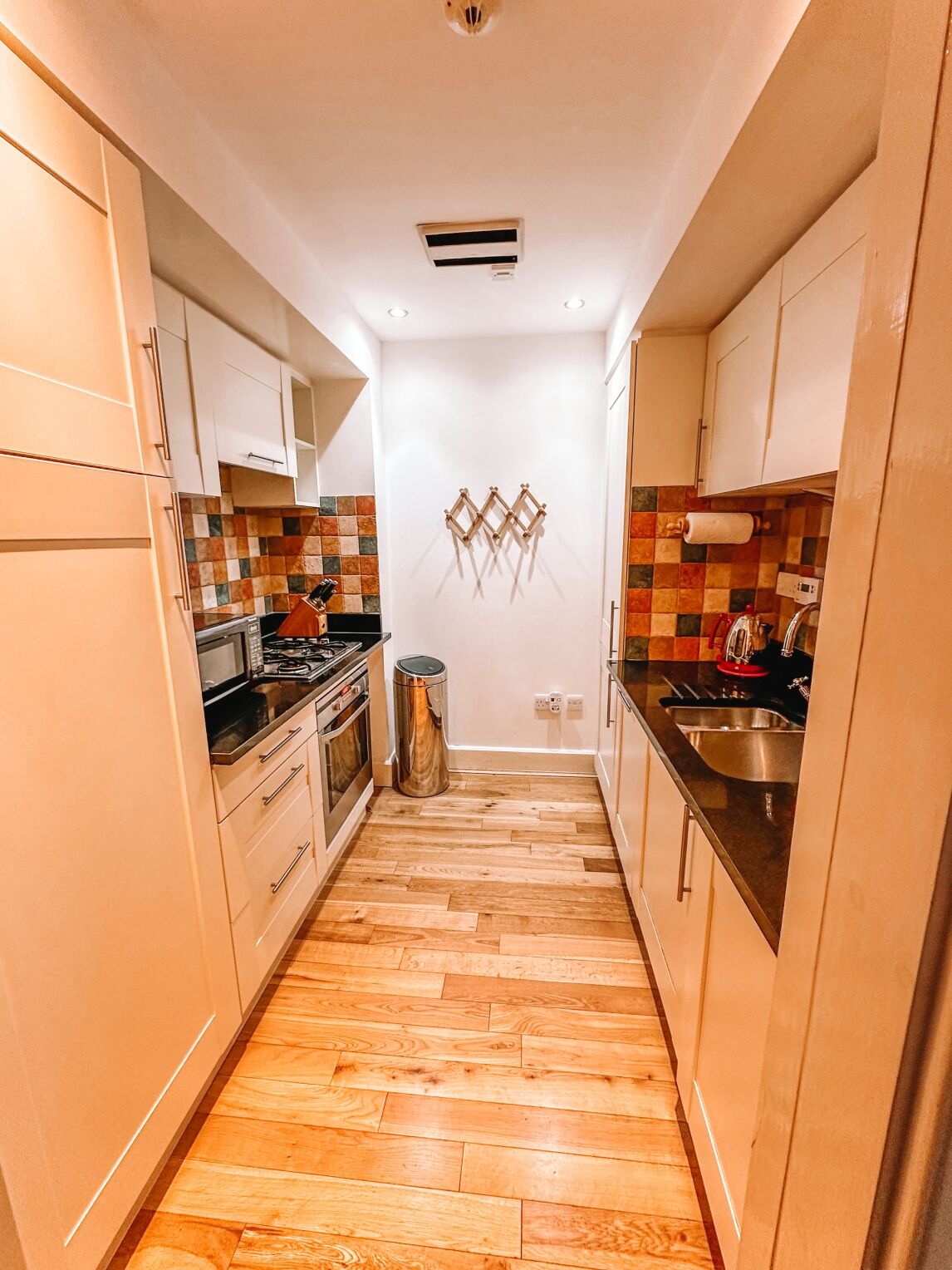 the kitchen in the Major's Apartment